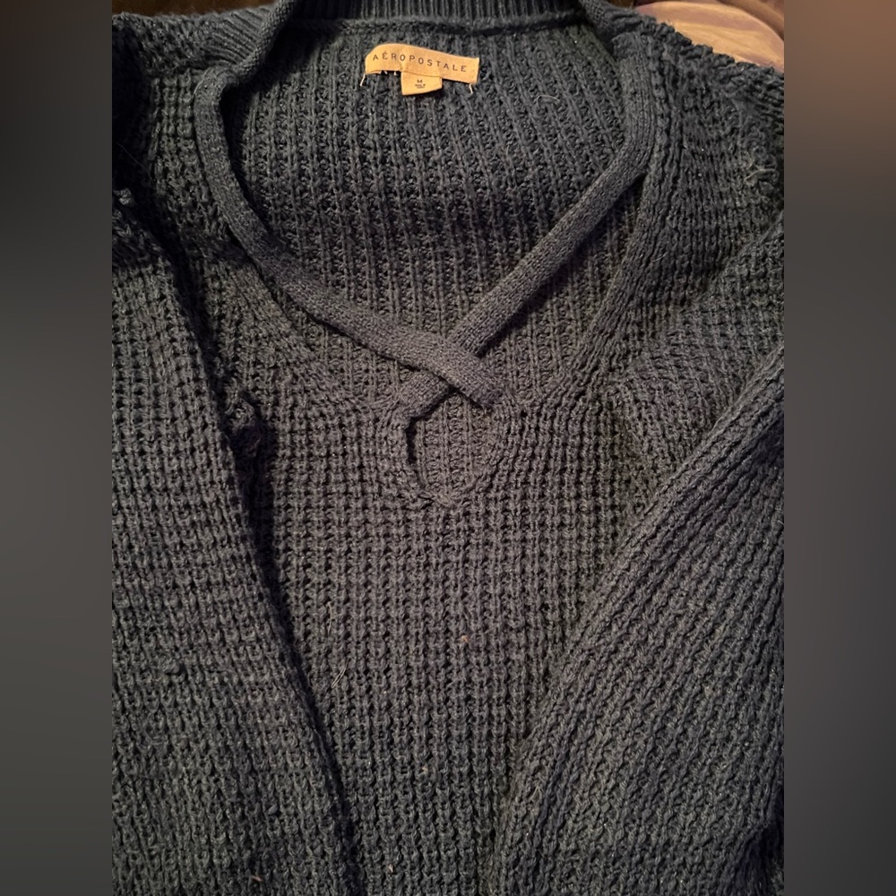 aeropostale size medium blue cross cross sweater